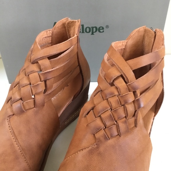 NIB Antelope Adassa Shoes for Sundance Catalog (7.5/8.5) - Picture 9 of 13